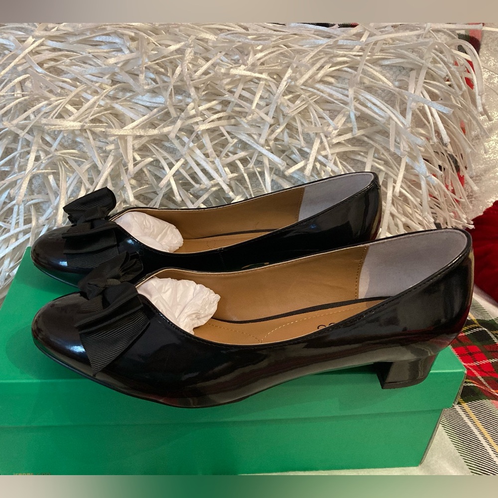 J.Renee Slip on shoes